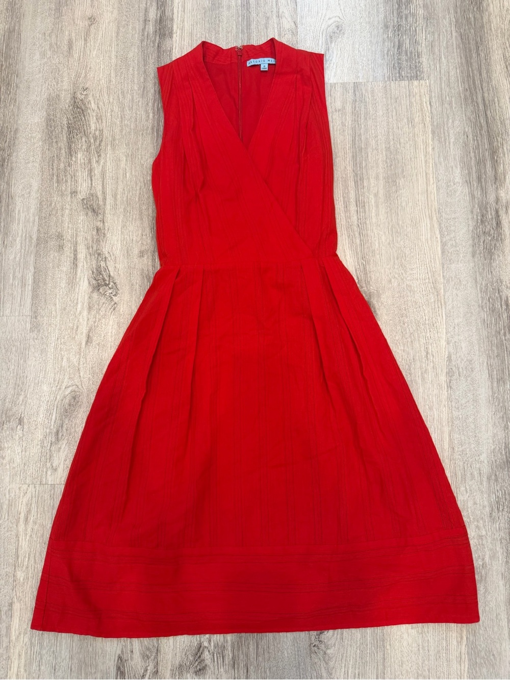 Antonio Melani Size 0 Red Cotton Fit & Flare Pleated Dress